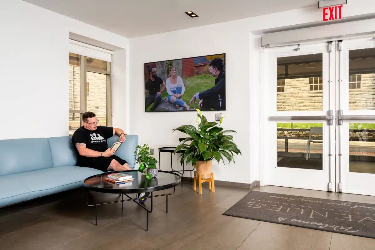 Avenues Recovery Center at Fort Wayne - Thumbnail 3