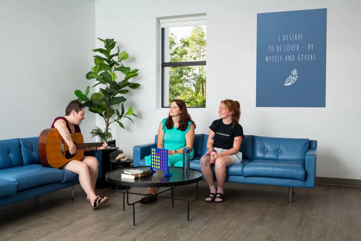 Avenues Recovery Center - Thumbnail 10