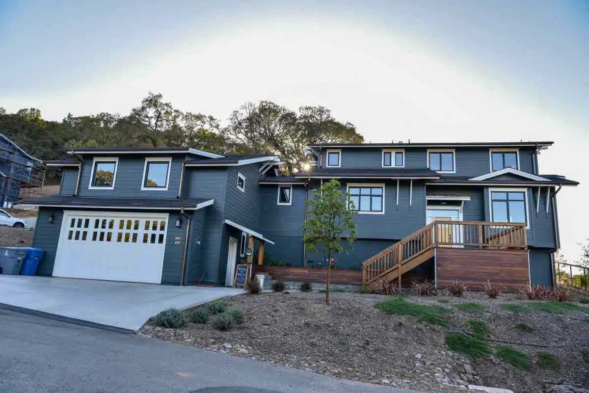 Avery Lane for Women - Thumbnail 2