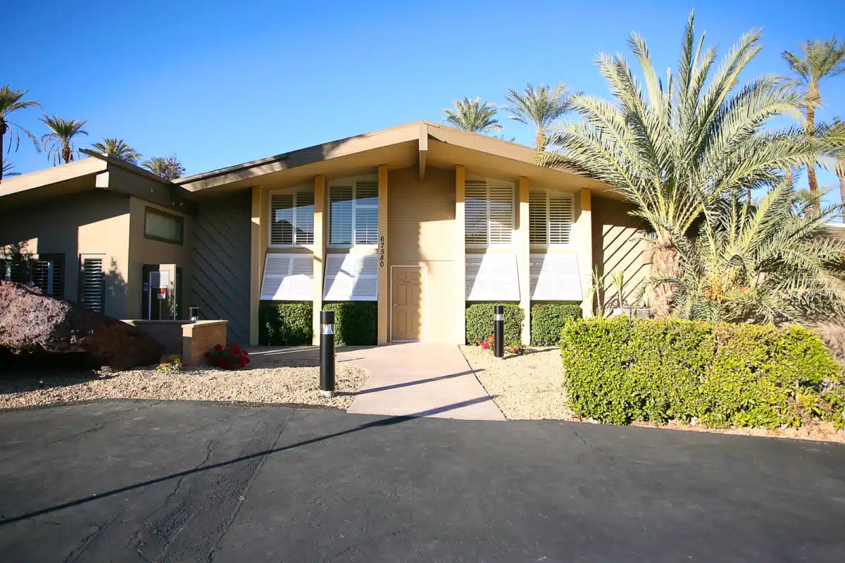 Banyan Palm Springs LLC - Thumbnail 6