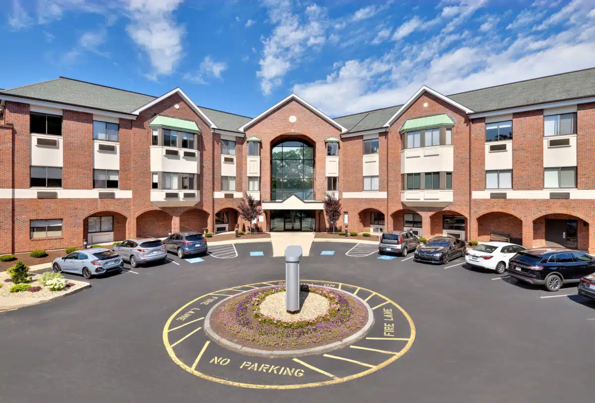 Bedrock Rehab LLC - Thumbnail 2