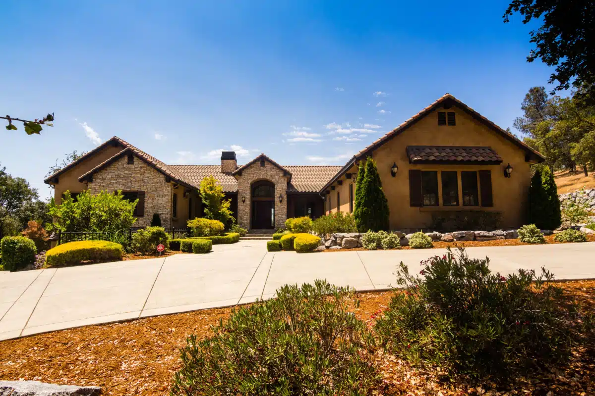 CDT Service Corporation - Thumbnail 2