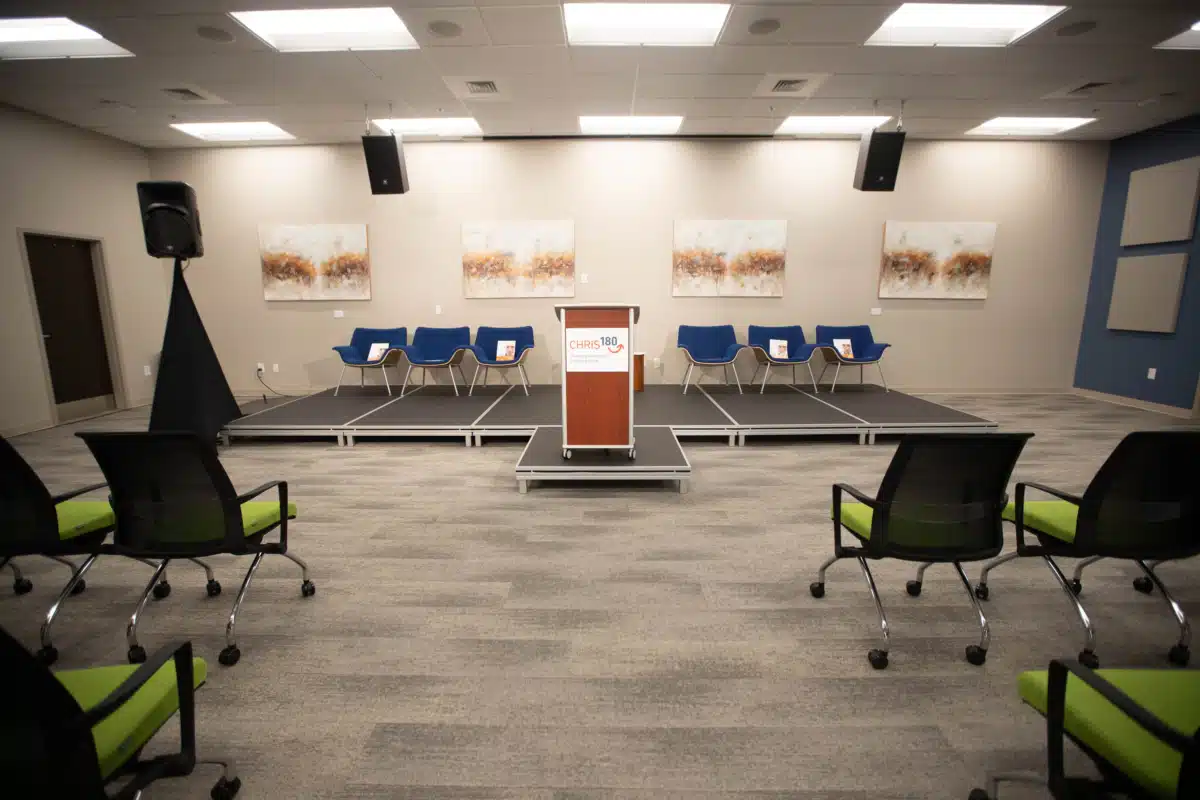 CHRIS 180 Inc - Thumbnail 3