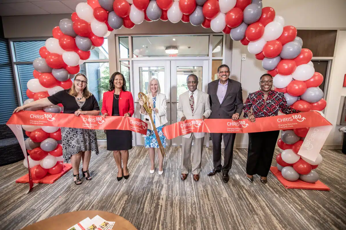 CHRIS 180 Inc - Thumbnail 8