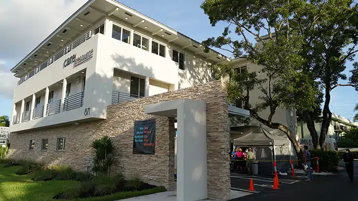 Care Resource Comm Health Ctrs - Thumbnail 2