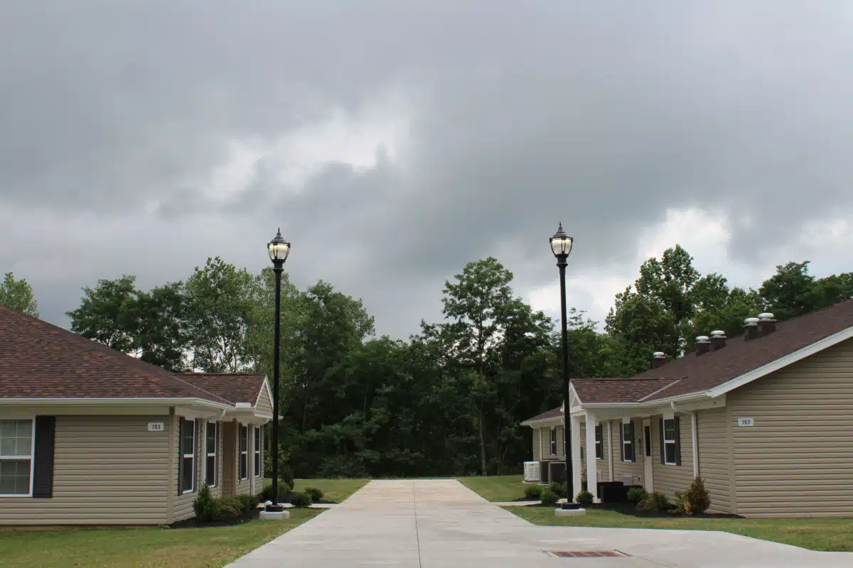 Center for Ind and Family Servs