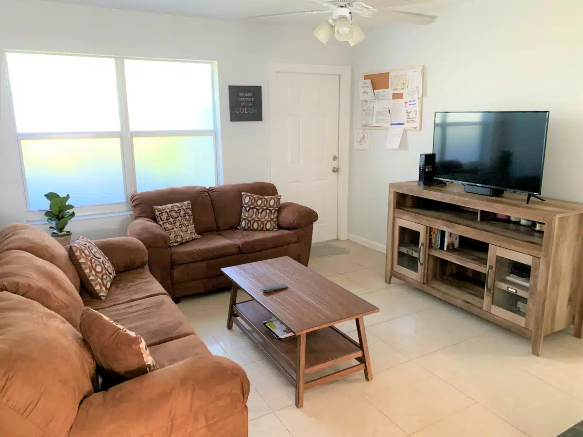 Clean and Sober Recovery Center Inc - Thumbnail 4