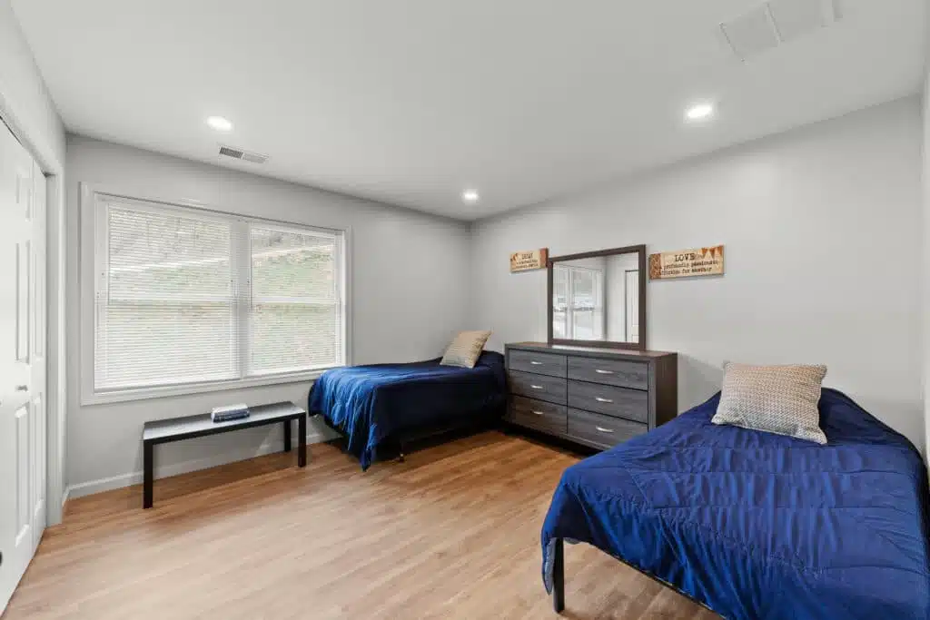 Crest View Recovery Center - Thumbnail 3