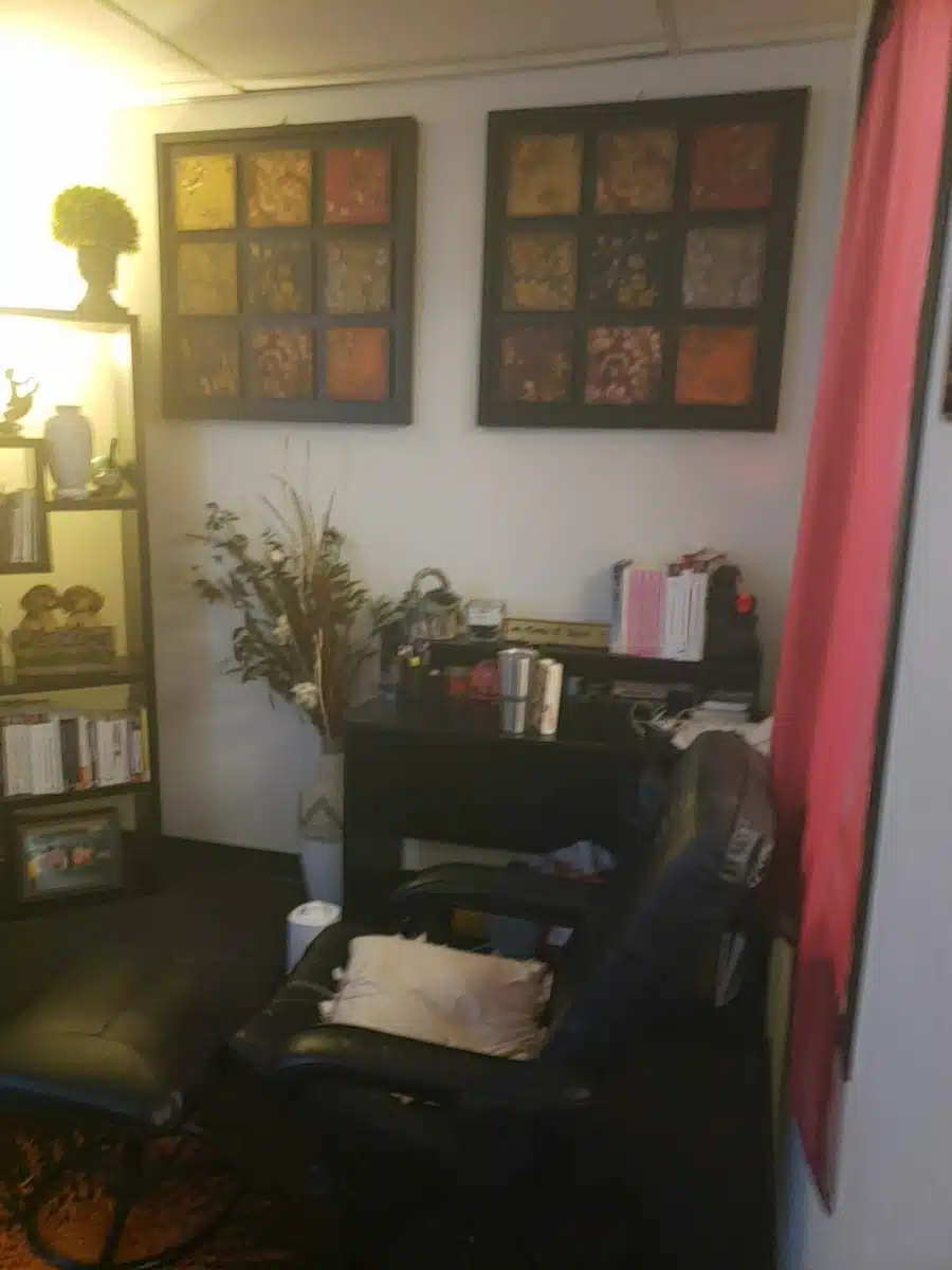 Hands Up Counseling LLC - Thumbnail 8