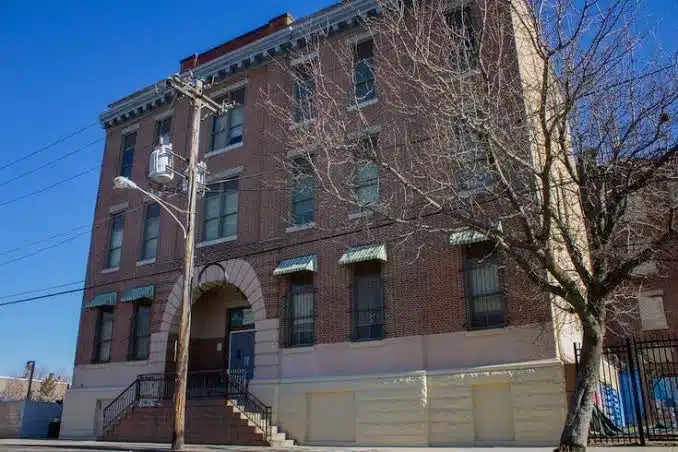 Kensington Hospital - Thumbnail 5