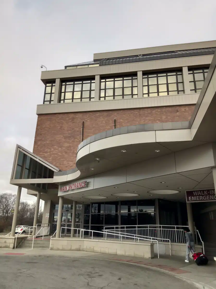 Loretto Hospital - Thumbnail 5