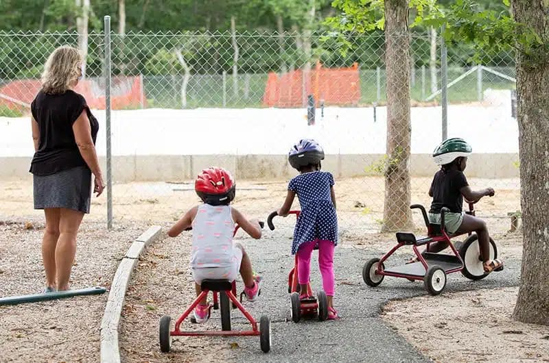 Marthas Vineyard Community Servs - Thumbnail 2