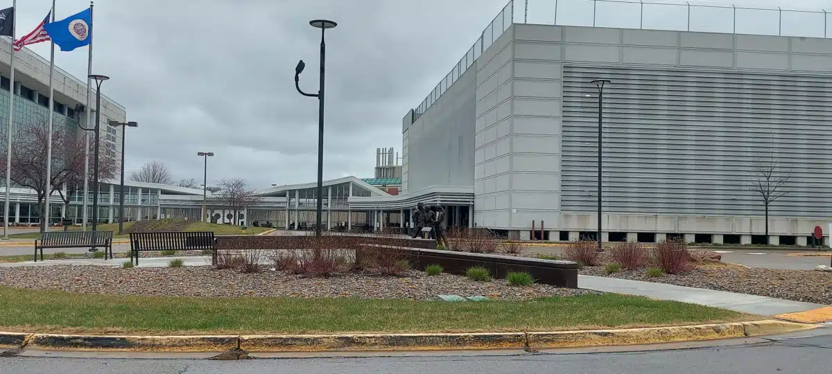 Minneapolis VA Healthcare System - Thumbnail 8