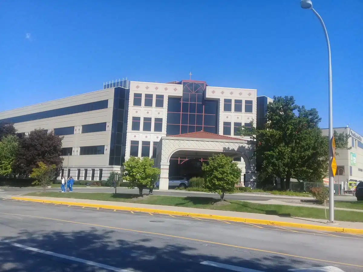 OSF Little Company of Mary Medical Ctr - Thumbnail 2