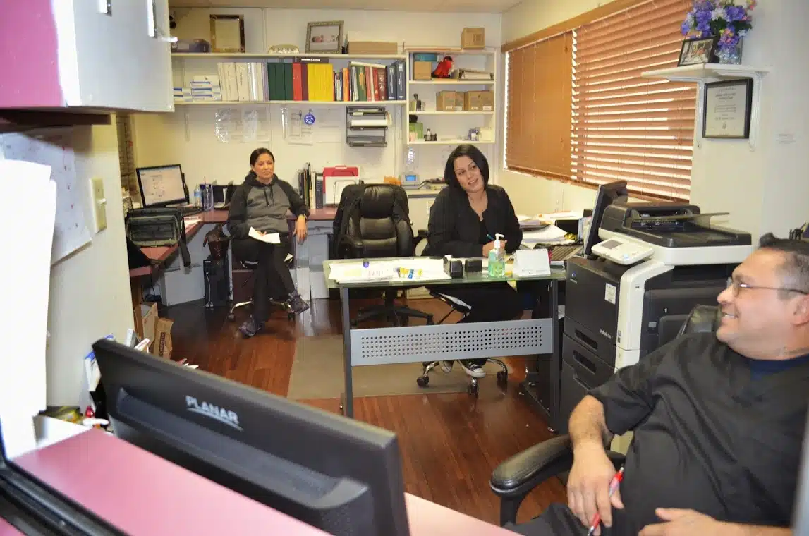 Partida Corona Medical Center - Thumbnail 6