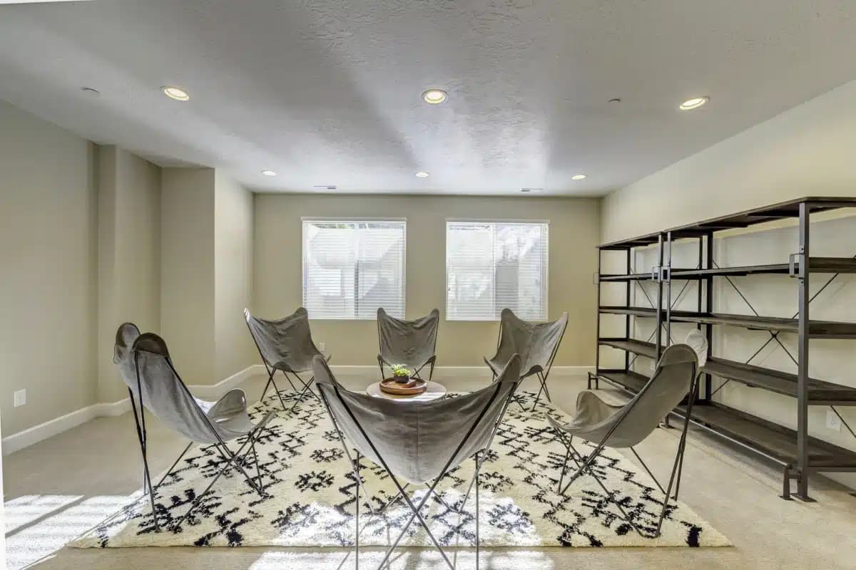 Pinnacle Recovery - Thumbnail 3