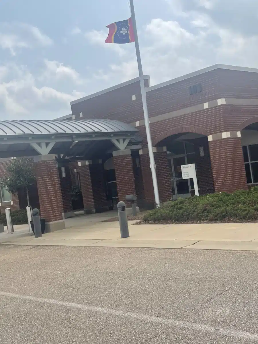 Region 8 Mental Health Services - Thumbnail 9