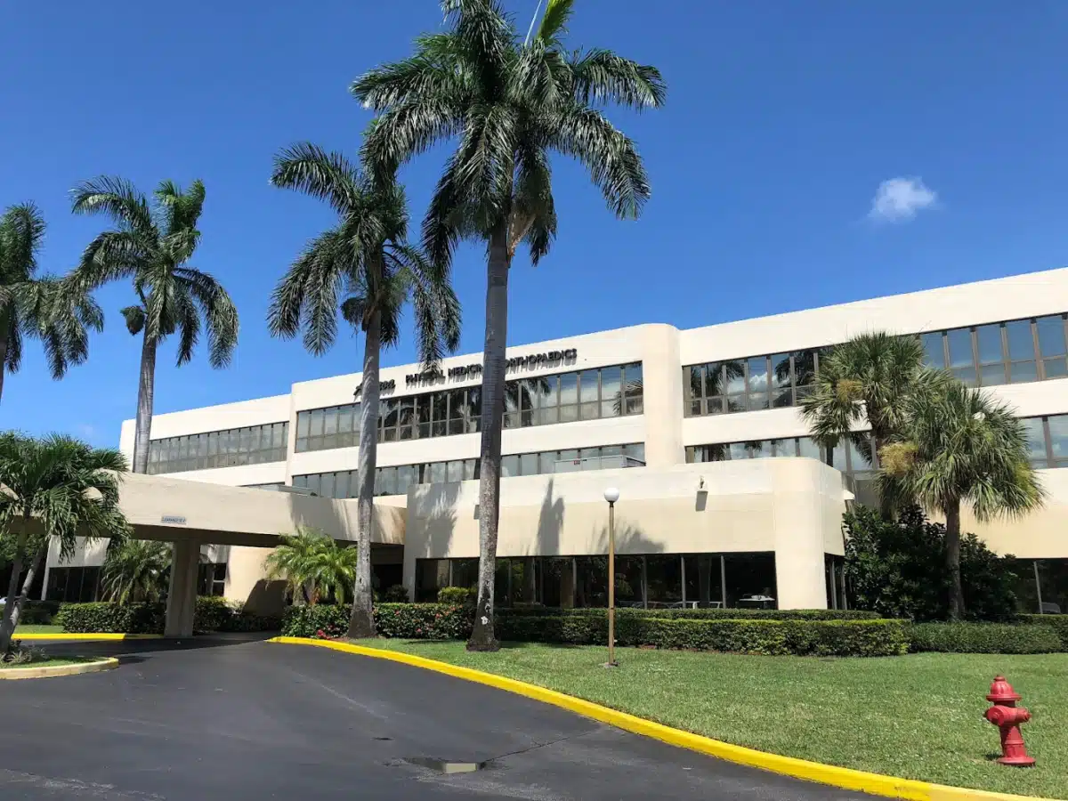 Reprieve LLC - Thumbnail 6