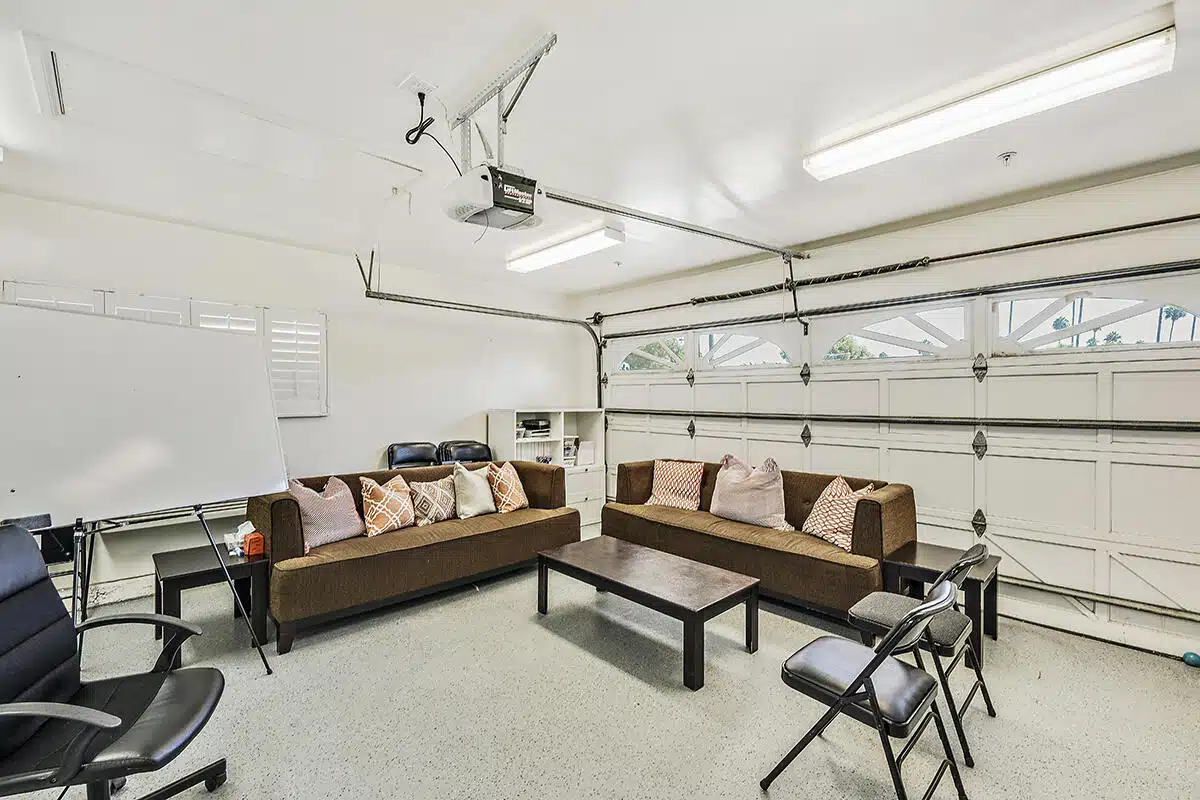 Resurgence California Alcohol and - Thumbnail 2