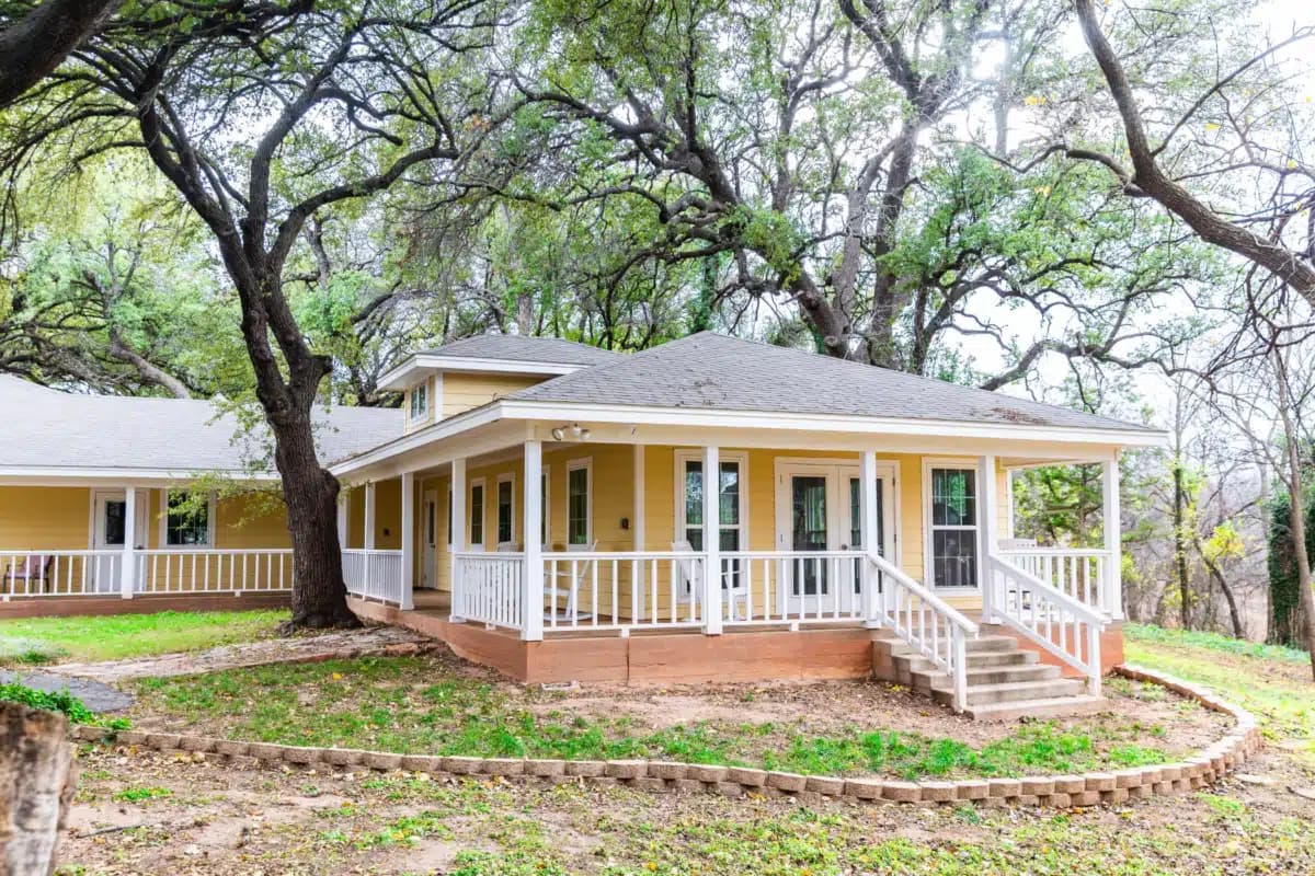 Shades of Hope Treatment Center - Thumbnail 3