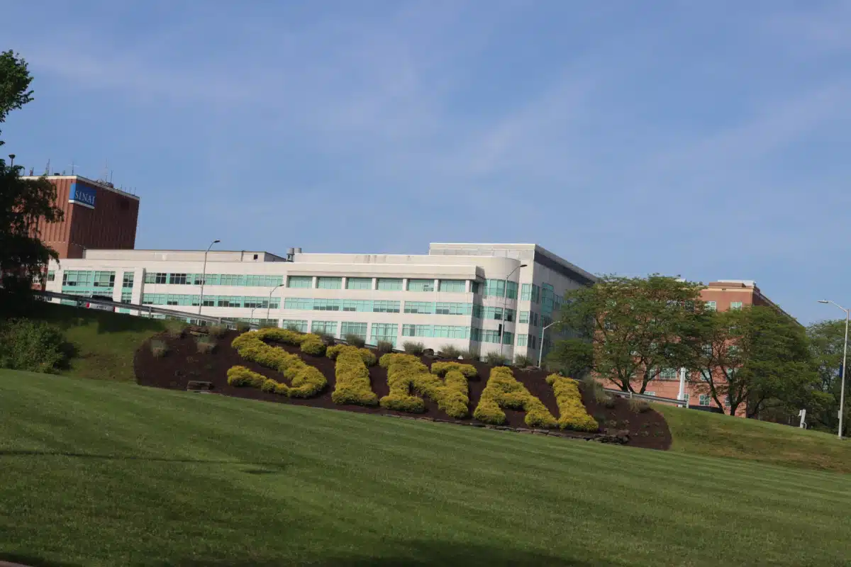 Sinai Hospital - Thumbnail 2