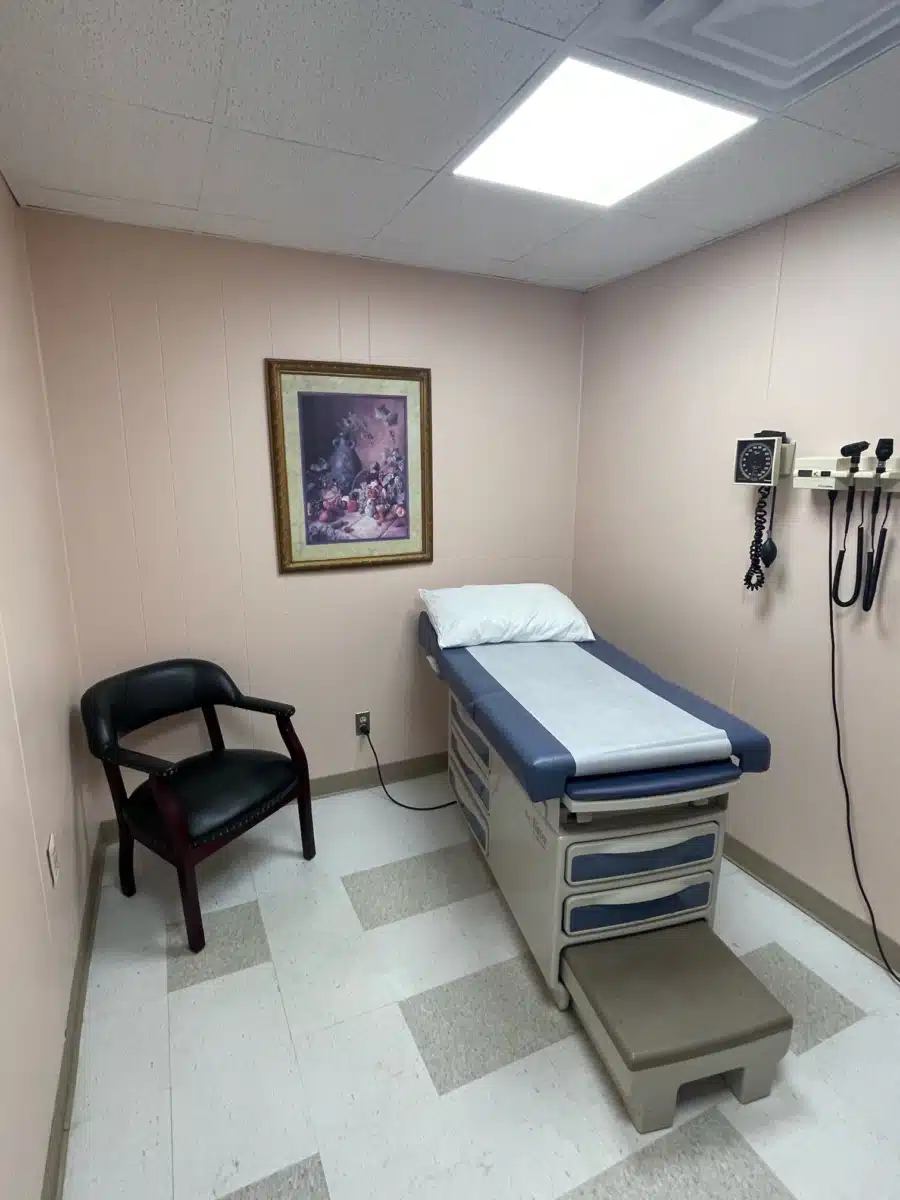 The Clinic - Thumbnail 4