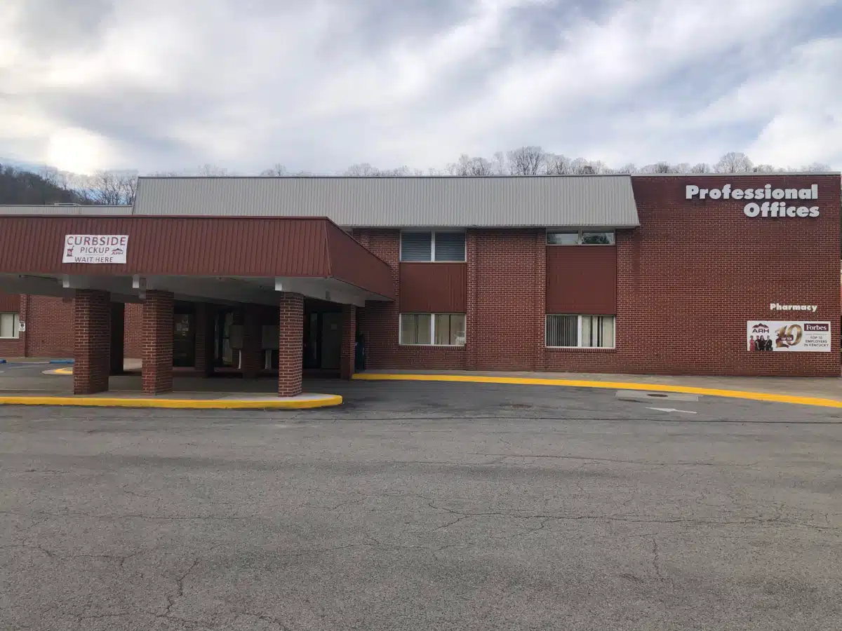 The Clinic - Thumbnail 5