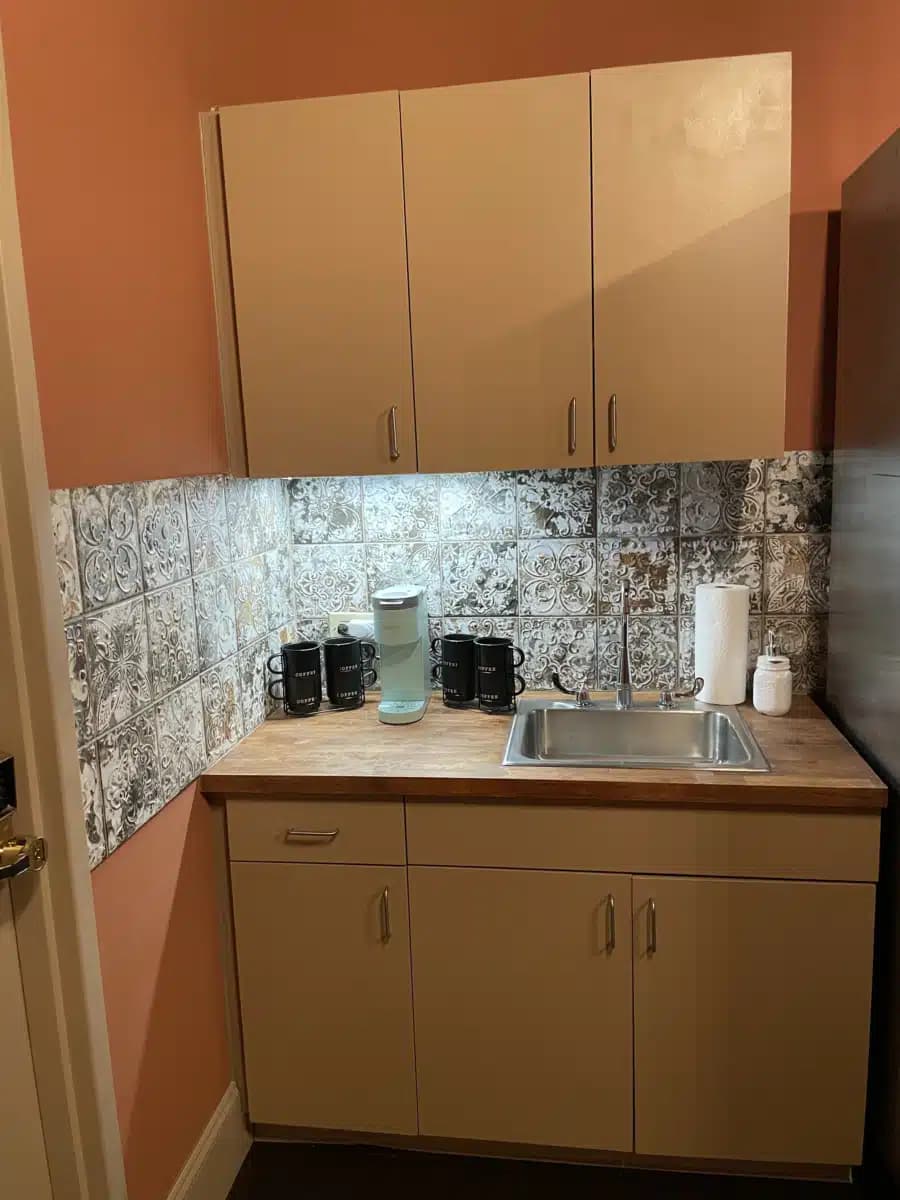 Torn Counseling and Recovery Center - Thumbnail 9