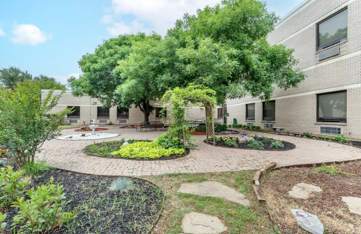 Valley Hope of Grapevine - Thumbnail 3