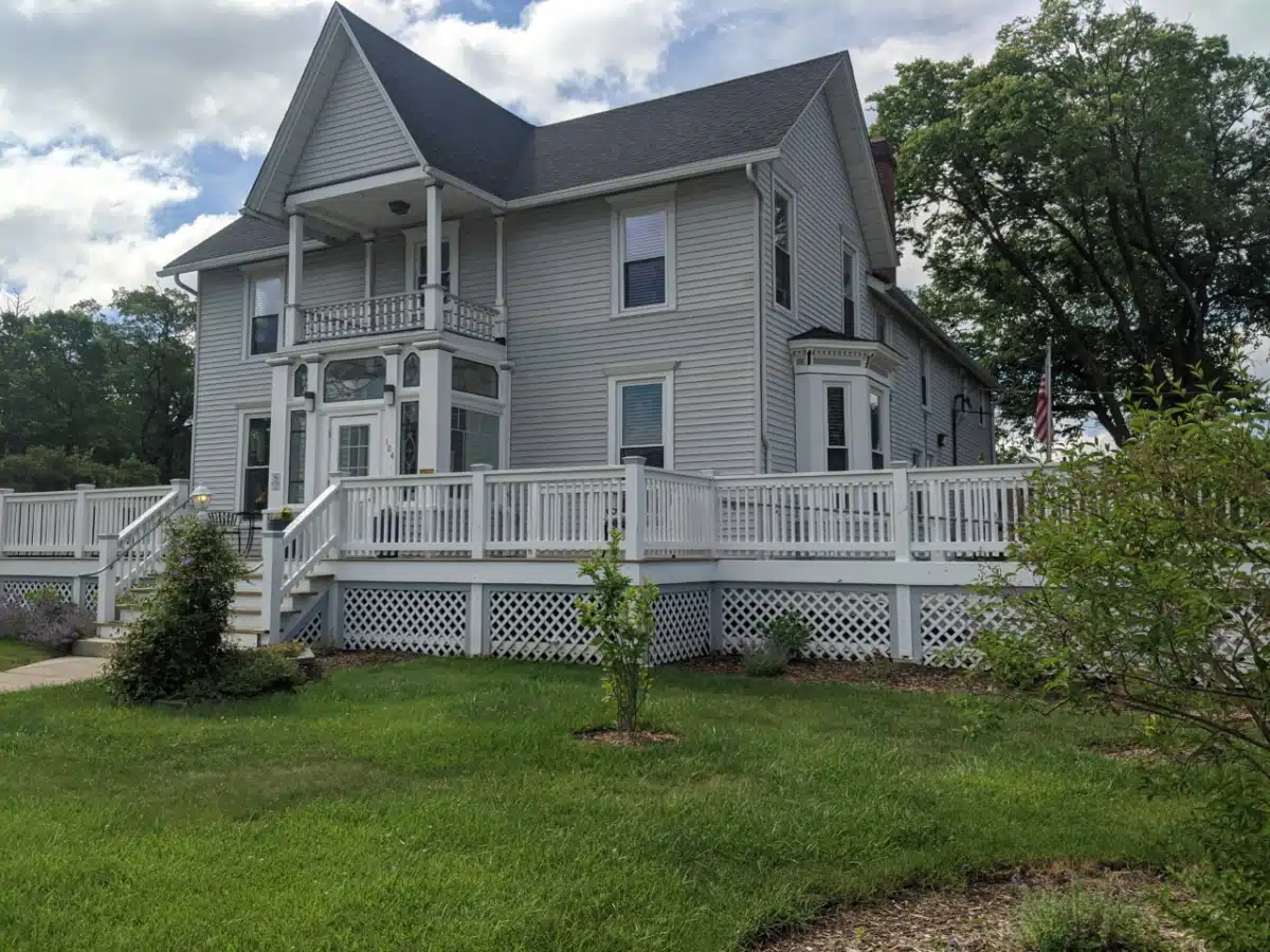 Way Back Inn Inc - Thumbnail 3