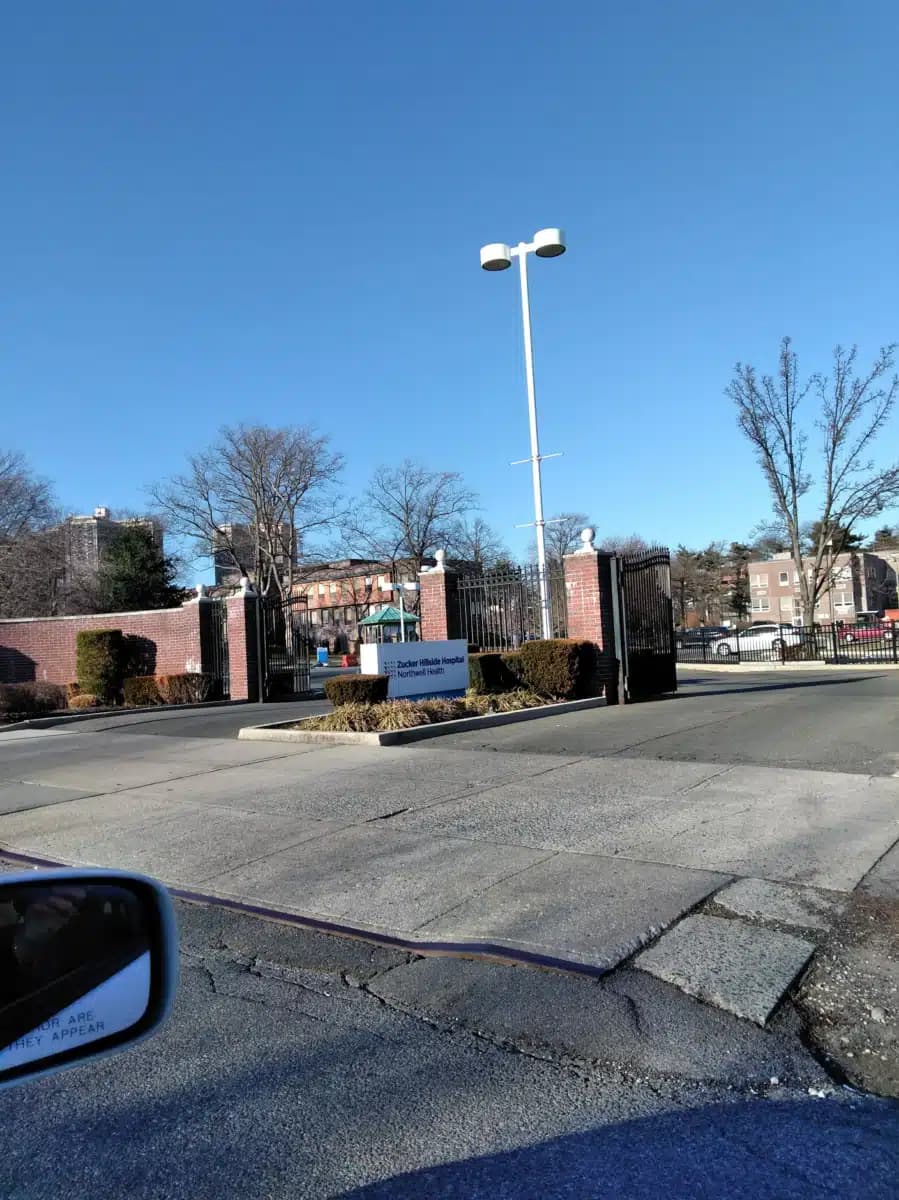 Zucker Hillside Hospital Northwell - Thumbnail 4